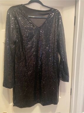 XL 1x 2x Black Sequin V-Neck Tunic Dress